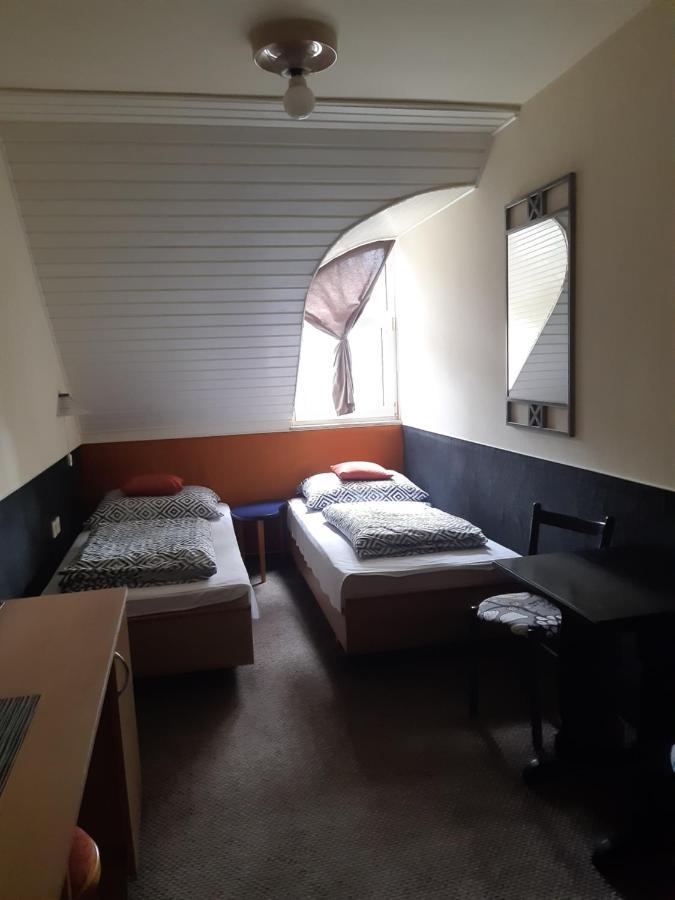 Berg Toboz Panzió Hotel Pécs Kültér fotó