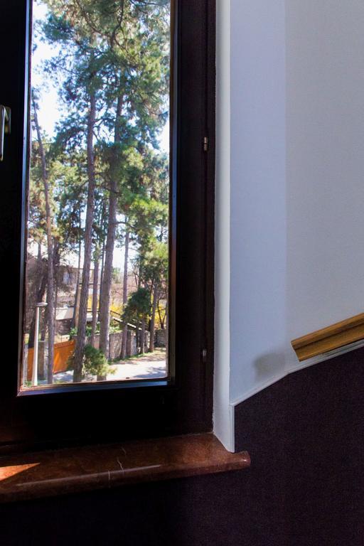 Berg Toboz Panzió Hotel Pécs Kültér fotó